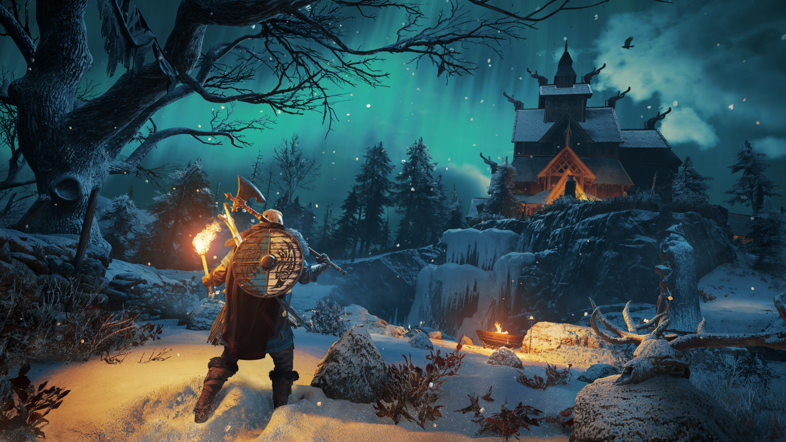 Eivor olhando para o horizonte em Assassin's Creed Valhalla